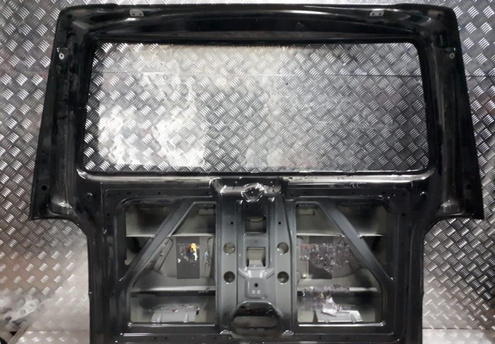 Крышка багажника Volkswagen Multivan T6 oem 7E5827025F