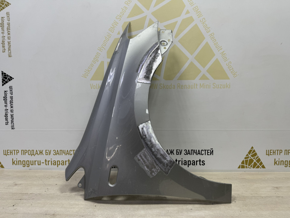 Крыло переднее правое Volkswagen Polo 5 седан OEM 6RU821106C