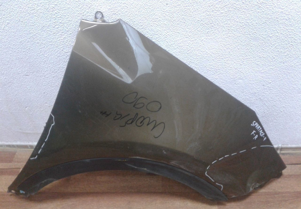 Крыло переднее правое Kia Sportage 4 (16>) вмятина