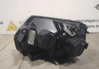 Фара правая бу Renault Duster рестайлинг OEM 260107307R