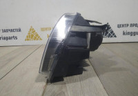 Фара правая бу Renault Duster рестайлинг OEM 260107307R