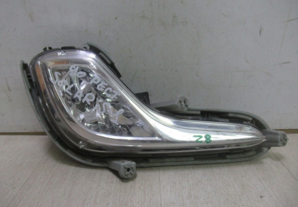 Противотуманная фара (Птф) правая Hyundai Solaris 1 oem 922021r000