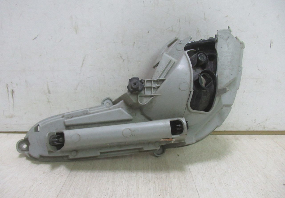 Противотуманная фара (Птф) правая Hyundai Solaris 1 oem 922021r000 Противотуманная фара (Птф) правая Hyundai Solaris 1 oem 922021r000