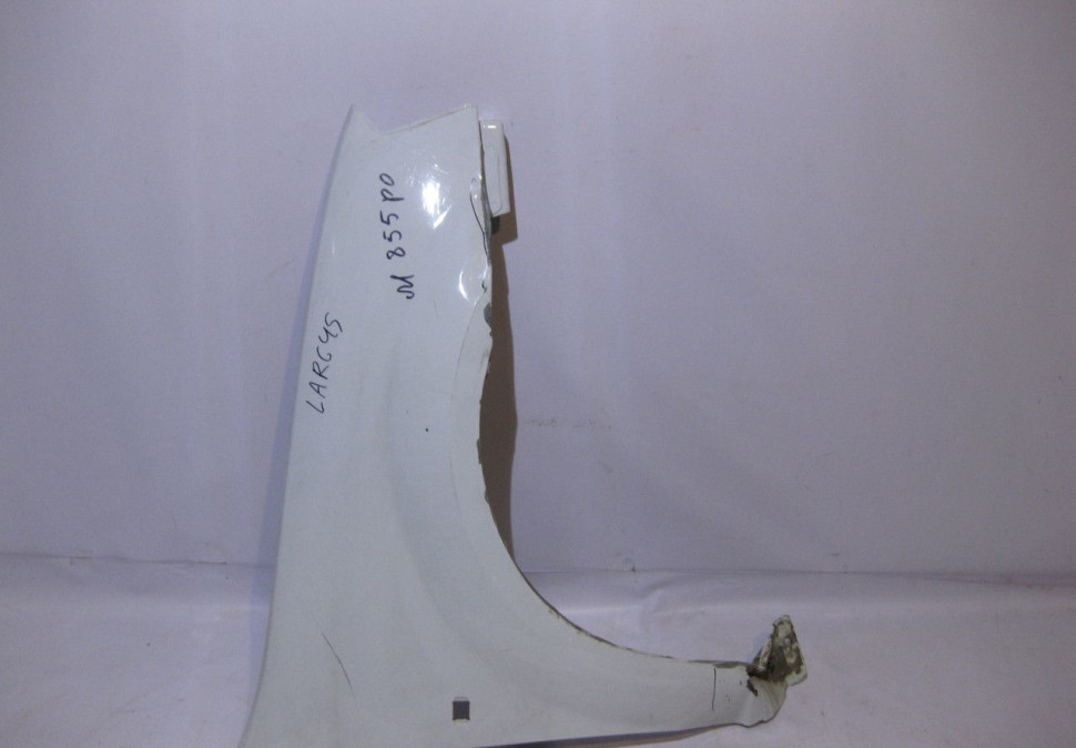 Крыло переднее правое Lada Largus (вмятина) (скл-3)