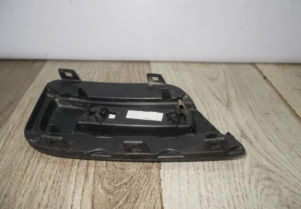 Вставка заднего бампера левая бу Renault Sandero Stepway 2 OEM 850772430R