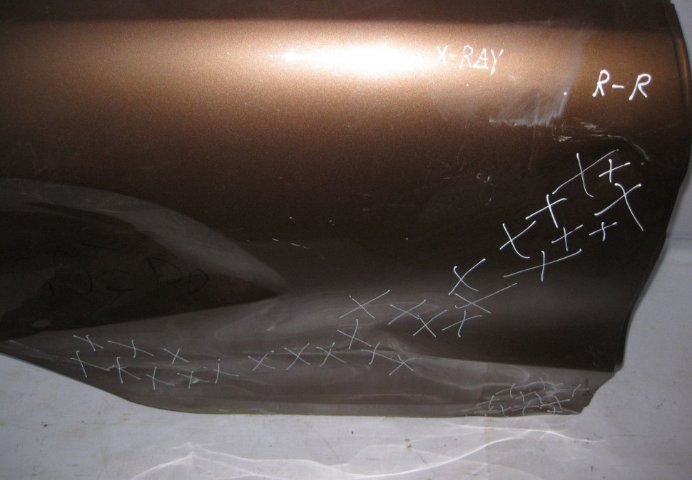 Дверь задняя правая Lada X-Ray (вмятины) (скл-3)