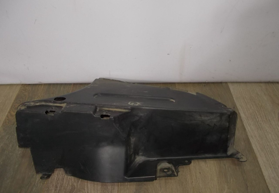 Защита заднего бампера левая бу BMW 3 F30 OEM 51757260769 Защита заднего бампера левая бу BMW 3 F30 OEM 51757260769