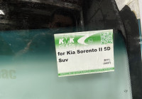 Стекло лобовое Kia Sorento 2 2009 oem 861112P100