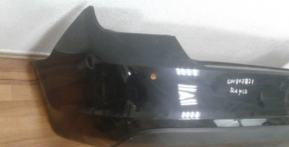 Бампер задний бу Skoda Rapid OEM 60U807421 (В) Бампер задний бу Skoda Rapid OEM 60U807421 (В)