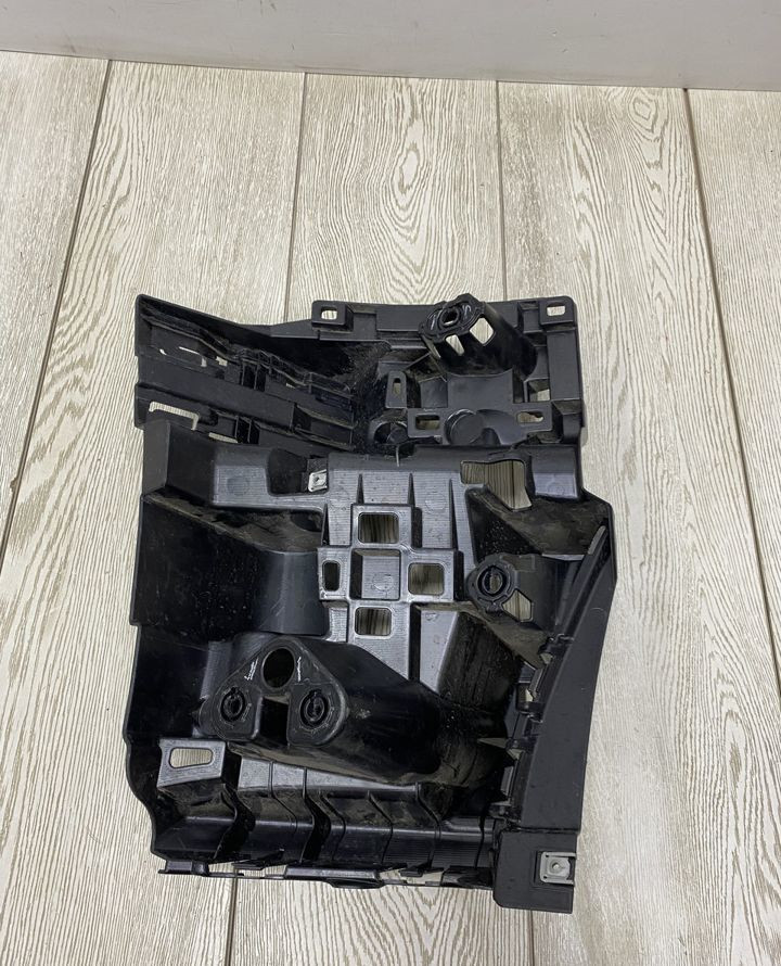 Кронштейн заднего бампера левый BMW X6 G06 M-Pack OEM 51128069961
