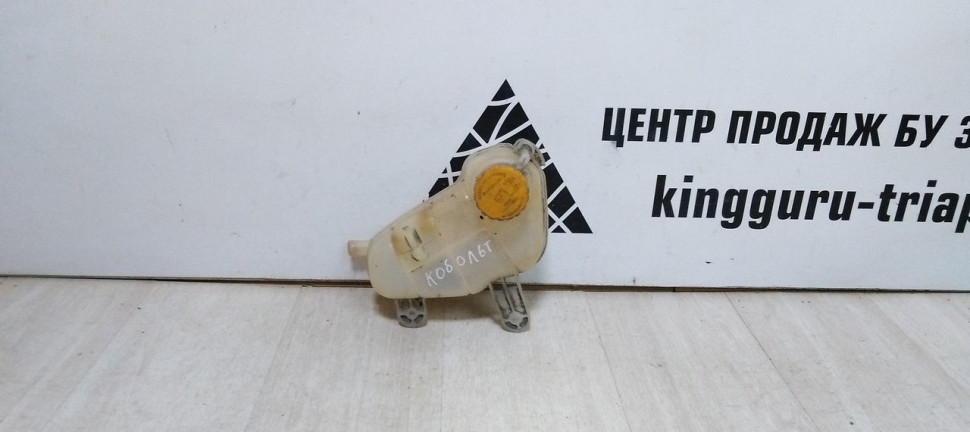 Расширительный бачок Chevrolet Cobalt oem 95048411 (скл-3)