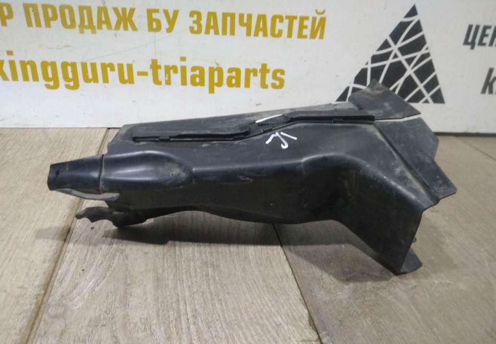 Воздуховод тормозного механизма левый бу BMW 5 G30 OEM 51747383851 Воздуховод тормозного механизма левый бу BMW 5 G30 OEM 51747383851