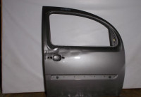 Дверь передняя правая бу Renault Kangoo 2 OEM 801004234R