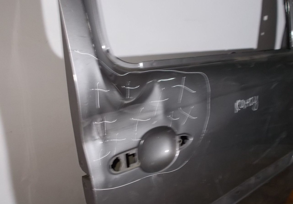 Дверь передняя правая бу Renault Kangoo 2 OEM 801004234R Дверь передняя правая бу Renault Kangoo 2 OEM 801004234R
