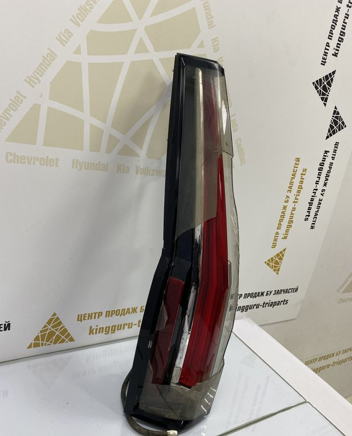 Фонарь задний левый Cadillac Escalade 4 2015 oem 84211922 Фонарь задний левый Cadillac Escalade 4 2015 oem 84211922