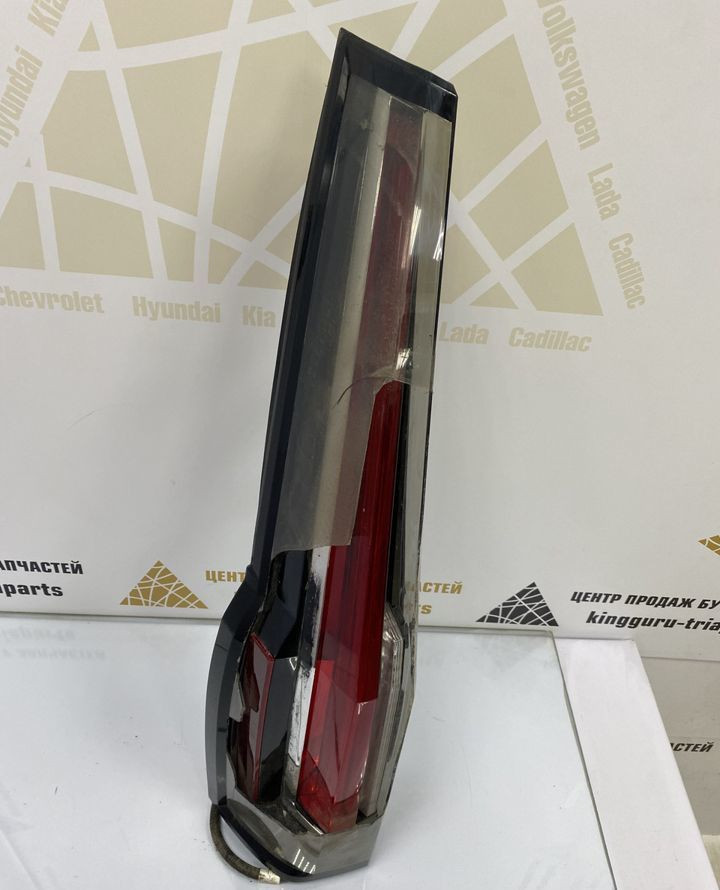 Фонарь задний левый Cadillac Escalade 4 2015 oem 84211922 Фонарь задний левый Cadillac Escalade 4 2015 oem 84211922