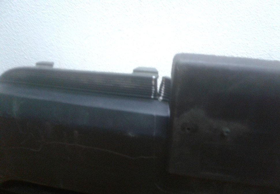 Спойлер переднего бампера Hyundai Creta oem 86512m0000 (мал.трещина)