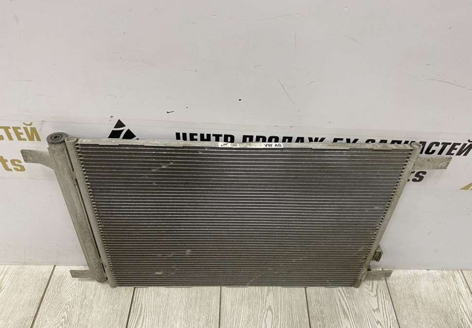 Радиатор кондиционера Skoda Octavia A7 OEM 5Q0816411BG Радиатор кондиционера Skoda Octavia A7 OEM 5Q0816411BG