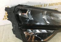 Фара галоген правая Skoda Karoq OEM 57B941016A
