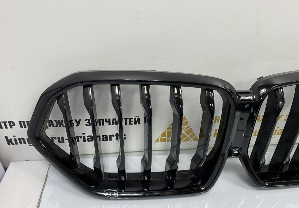 Решетка радиатора BMW X6 G06 OEM 51137481386