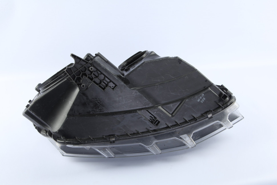 Фара галоген левая бу Skoda Octavia A7 OEM 5E1941015