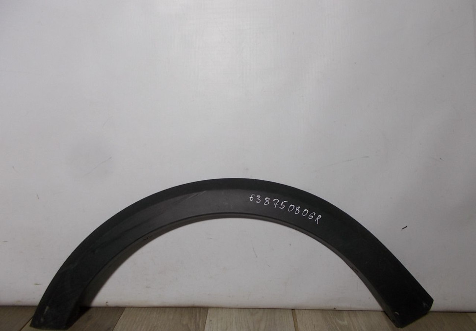 Молдинг крыла передний левый бу Renault Sandero Stepway 2 OEM 638750806R