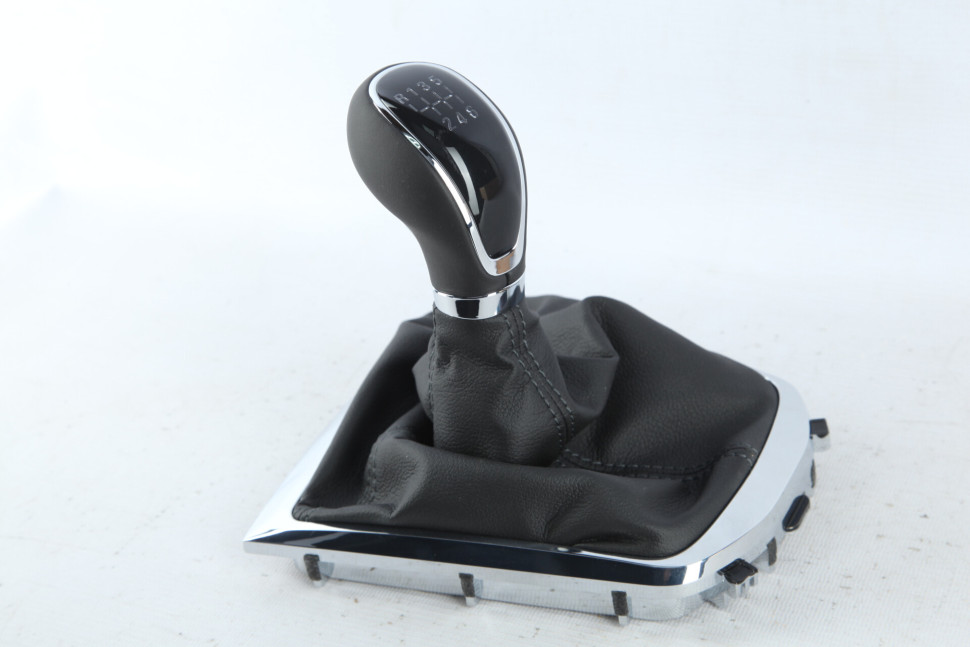 Ручка переключения МКПП с чехлом Opel Antara 2010 OEM 20809178