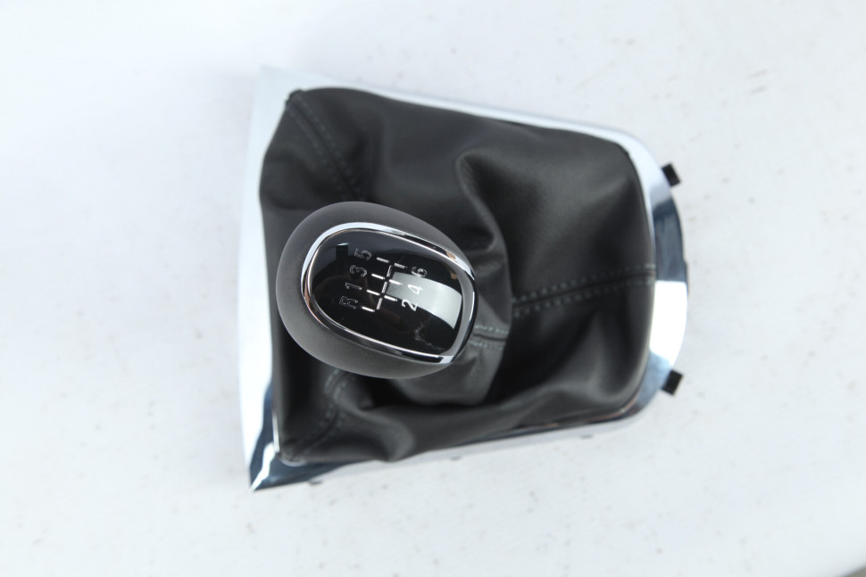 Ручка переключения МКПП с чехлом Opel Antara 2010 OEM 20809178 Ручка переключения МКПП с чехлом Opel Antara 2010 OEM 20809178