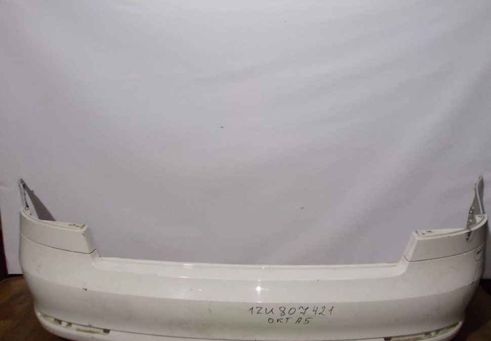 Бампер задний бу Skoda Octavia A5 OEM 1ZU807421
