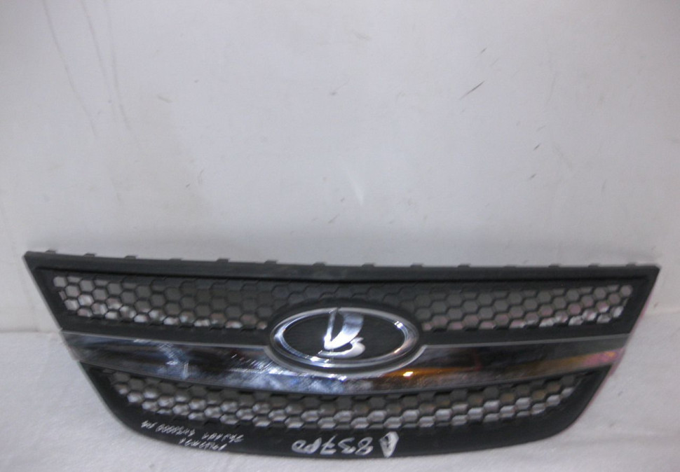 Решетка радиатора Lada Largus oem 8450000248 (скл-3)
