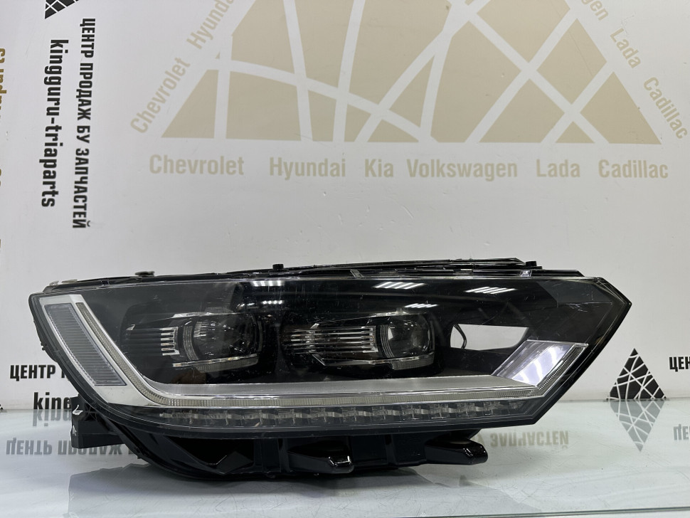 Фара правая LED Volkswagen Passat B8 2014 дорестайлинг OEM 3G1941082G