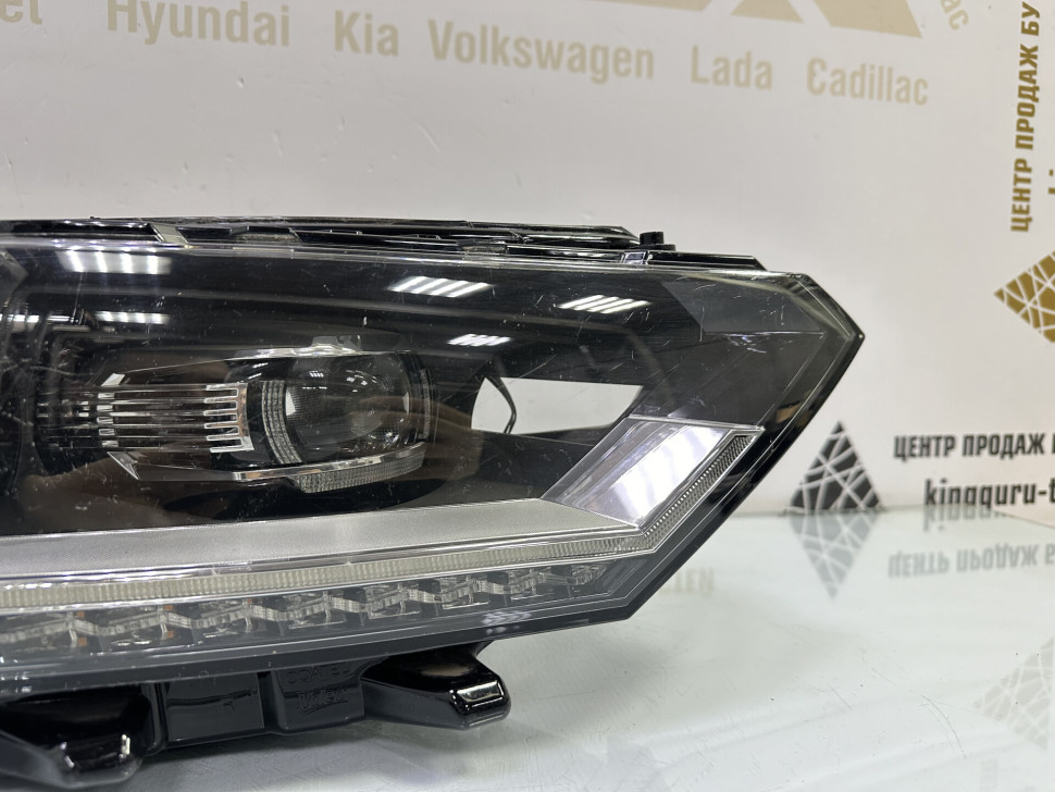 Фара правая LED Volkswagen Passat B8 2014 дорестайлинг OEM 3G1941082G