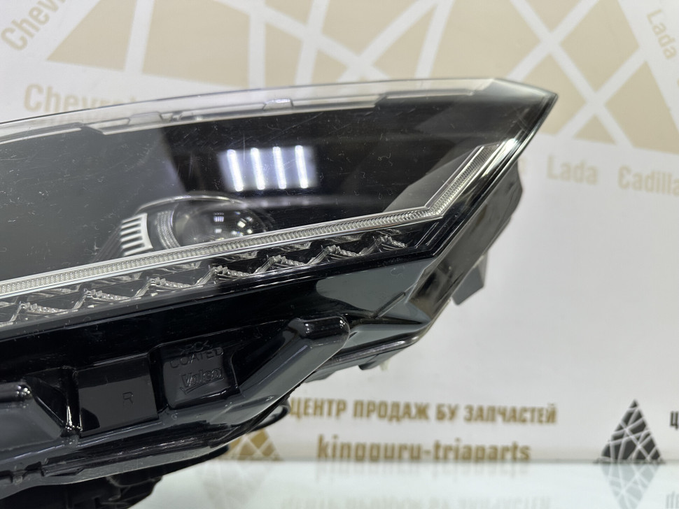 Фара правая LED Volkswagen Passat B8 2014 дорестайлинг OEM 3G1941082G