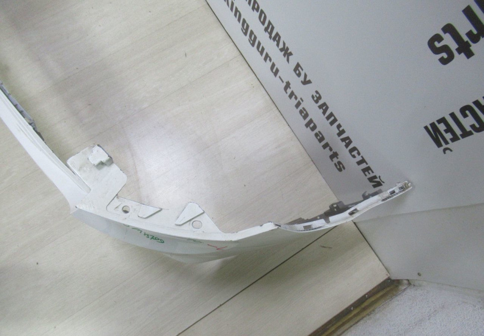 Бампер задний Hyundai Santa Fe 4 oem 86611s1000