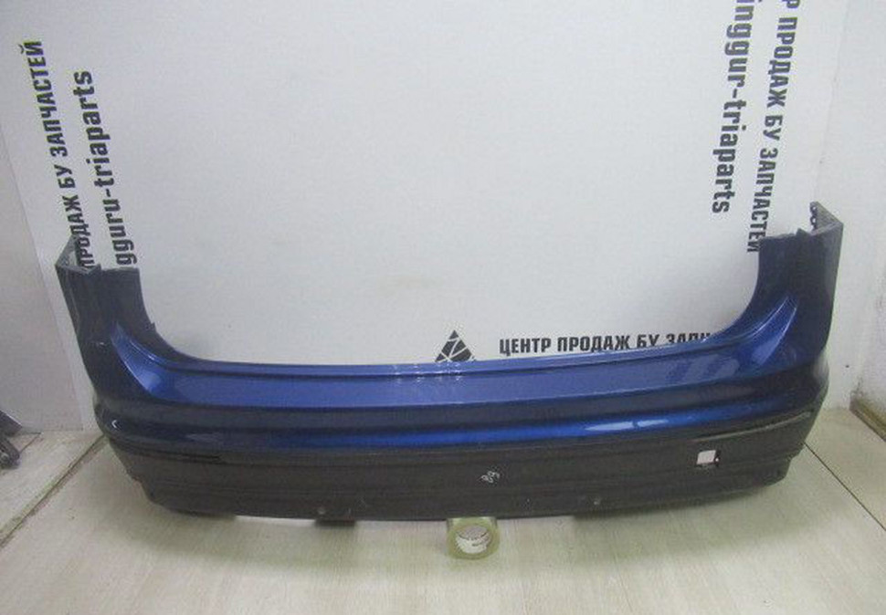 Бампер задний Volkswagen Tiguan 2 oem 5NR807421 (потертости)