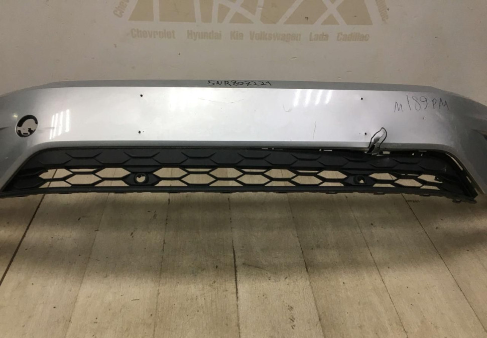Бампер передний Volkswagen Tiguan 2 дорестайлинг 2016 OEM 5NR807221