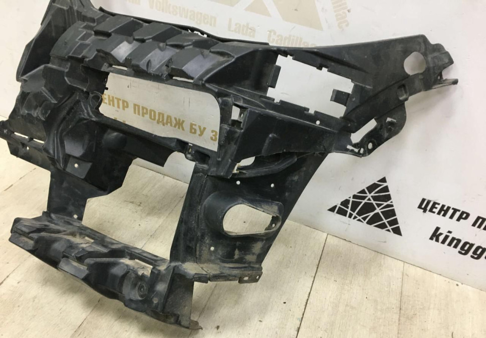 Кронштейн противотуманной фары левый BMW X5 G05 OEM 51117421819