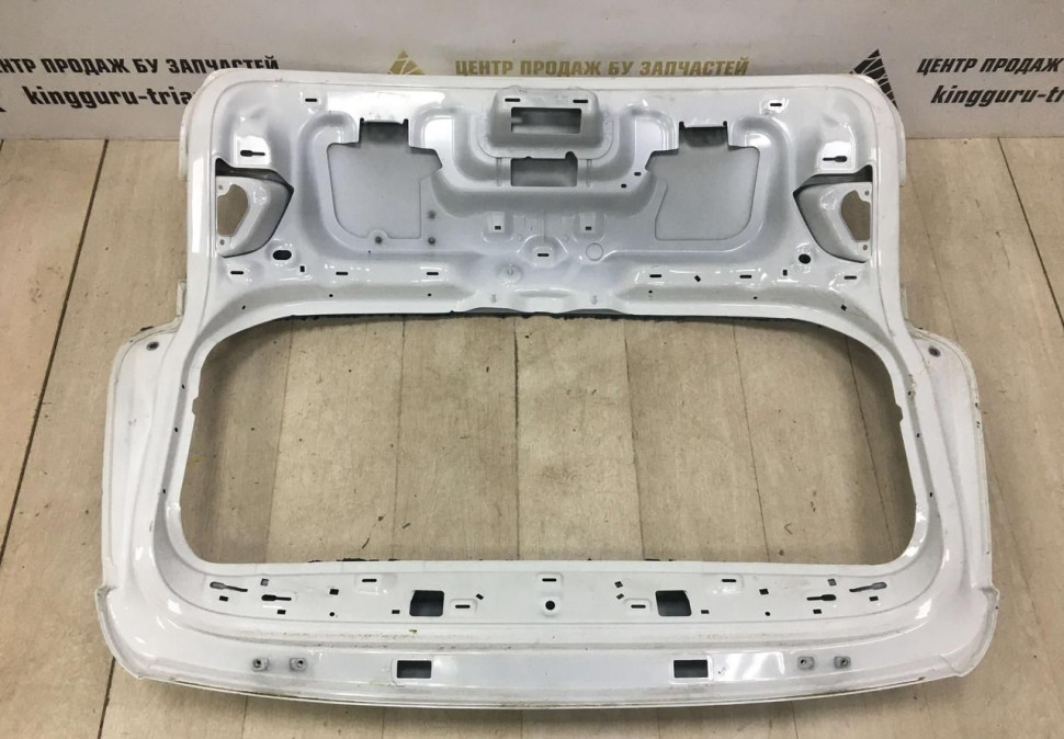Крышка багажника Volkswagen Tiguan 1 2007 oem 5N0827025G Крышка багажника Volkswagen Tiguan 1 2007 oem 5N0827025G