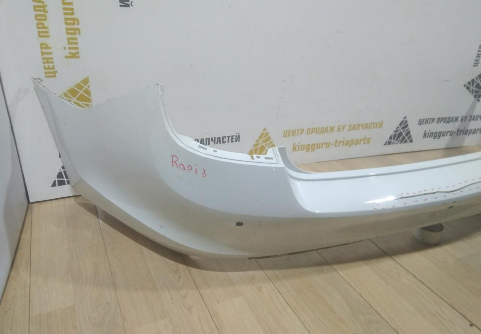 Бампер задний бу Skoda Rapid OEM 60U807421 (В)