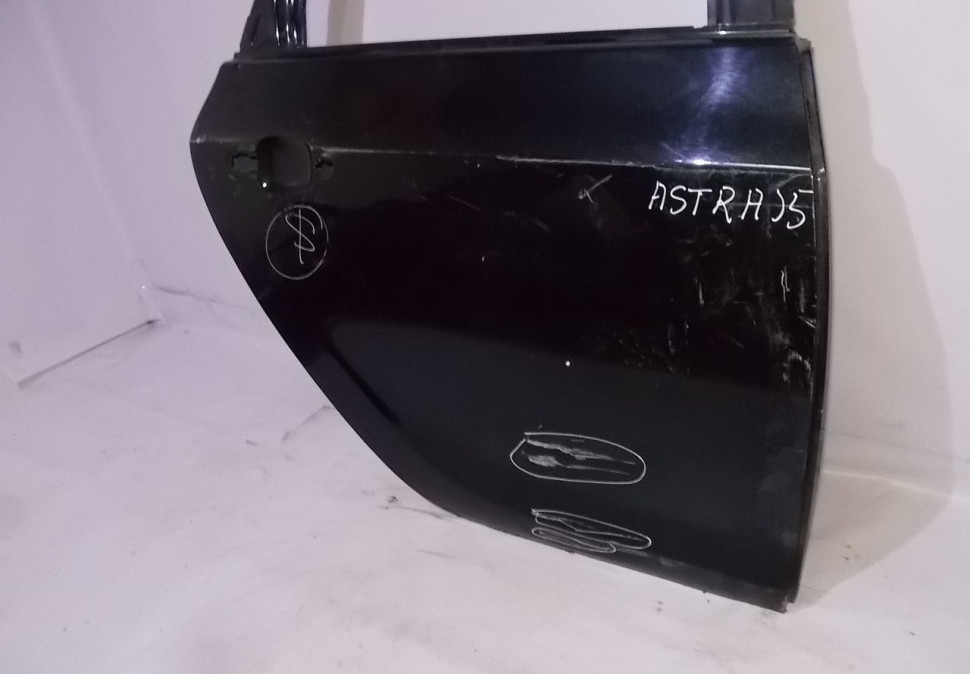 Дверь задняя правая бу Opel Astra J5 (скл-3) OEM 0124110