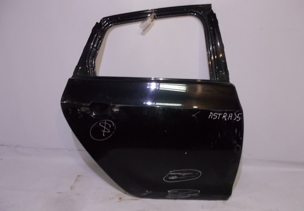 Дверь задняя правая бу Opel Astra J5 (скл-3) OEM 0124110
