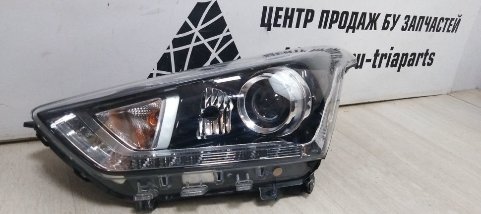 Фара левая Hyundai Creta oem 92101M0300