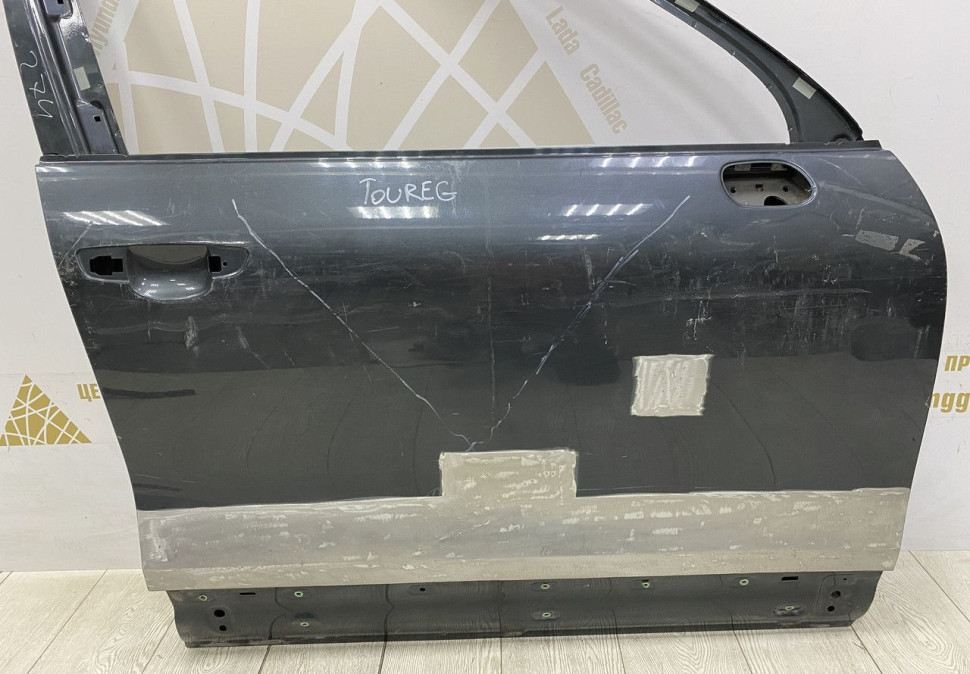 Дверь передняя правая Volkswagen Touareg 2 NF 2010 oem 7P0831056