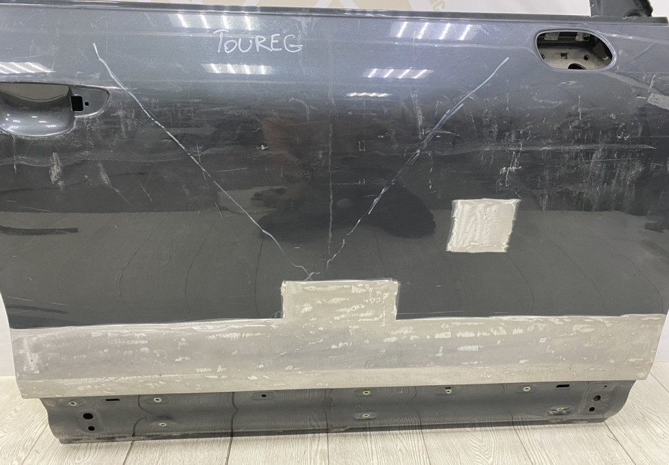 Дверь передняя правая Volkswagen Touareg 2 NF 2010 oem 7P0831056 Дверь передняя правая Volkswagen Touareg 2 NF 2010 oem 7P0831056