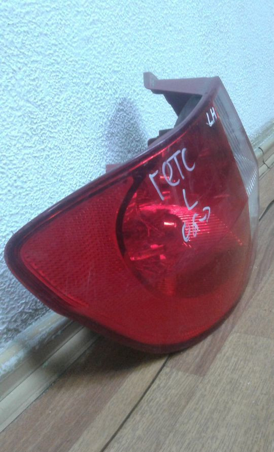 Фонарь левый Hyundai Getz oem 924011C500 Фонарь левый Hyundai Getz oem 924011C500