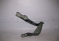 Петля капота левая бу Skoda Octavia A7 OEM 5E0823301 (скл-3)