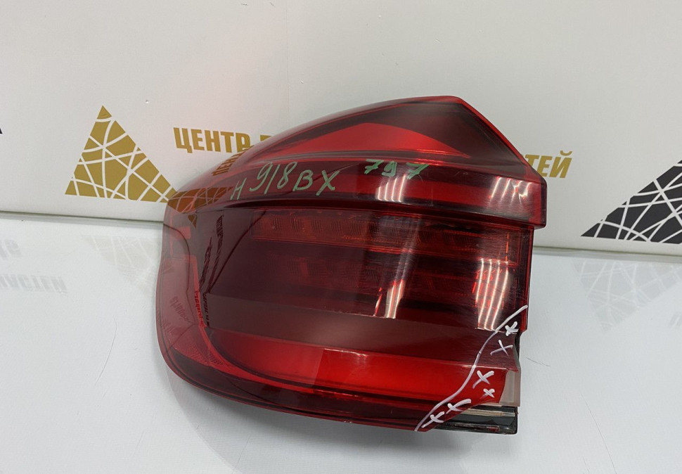 Фонарь ЛЭД LED внешний левый BMW X3 G01 OEM 63217408737