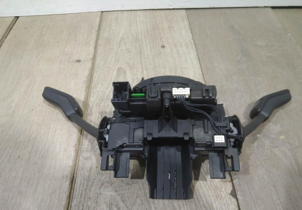 Блок подрулевых переключателей бу Skoda Kodiaq OEM 5Q1953521