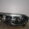 Фара правая бу Renault Kaptur OEM 260108765R