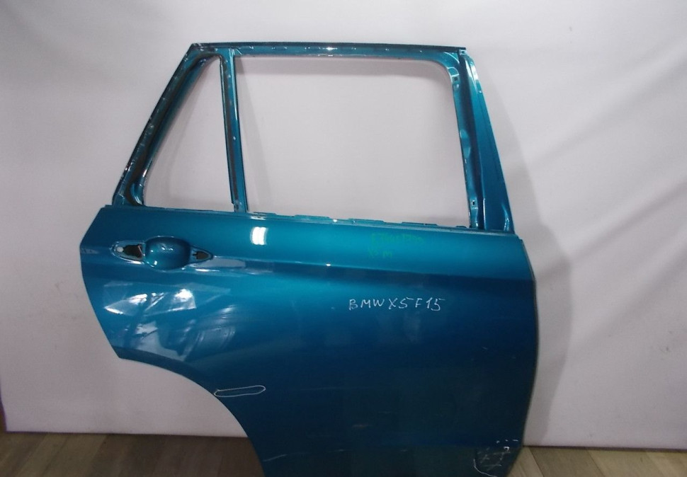 Дверь задняя правая бу BMW X5 F15 OEM 41517386740